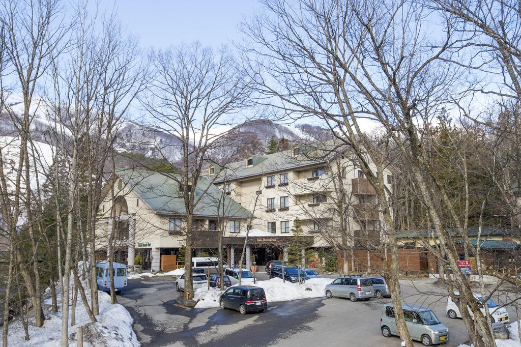 Hakuba Mominoki Hotel Екстер'єр фото